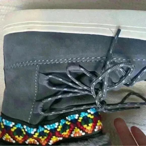 TOMS Alpine Boot Grey Waterproof Suede Tribal Webbing Women Size 8 - Picture 2 of 11